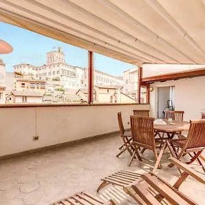 https://amazing-attic-in-with-terrace-in-fontana-di-trevi.it-romehotels.com